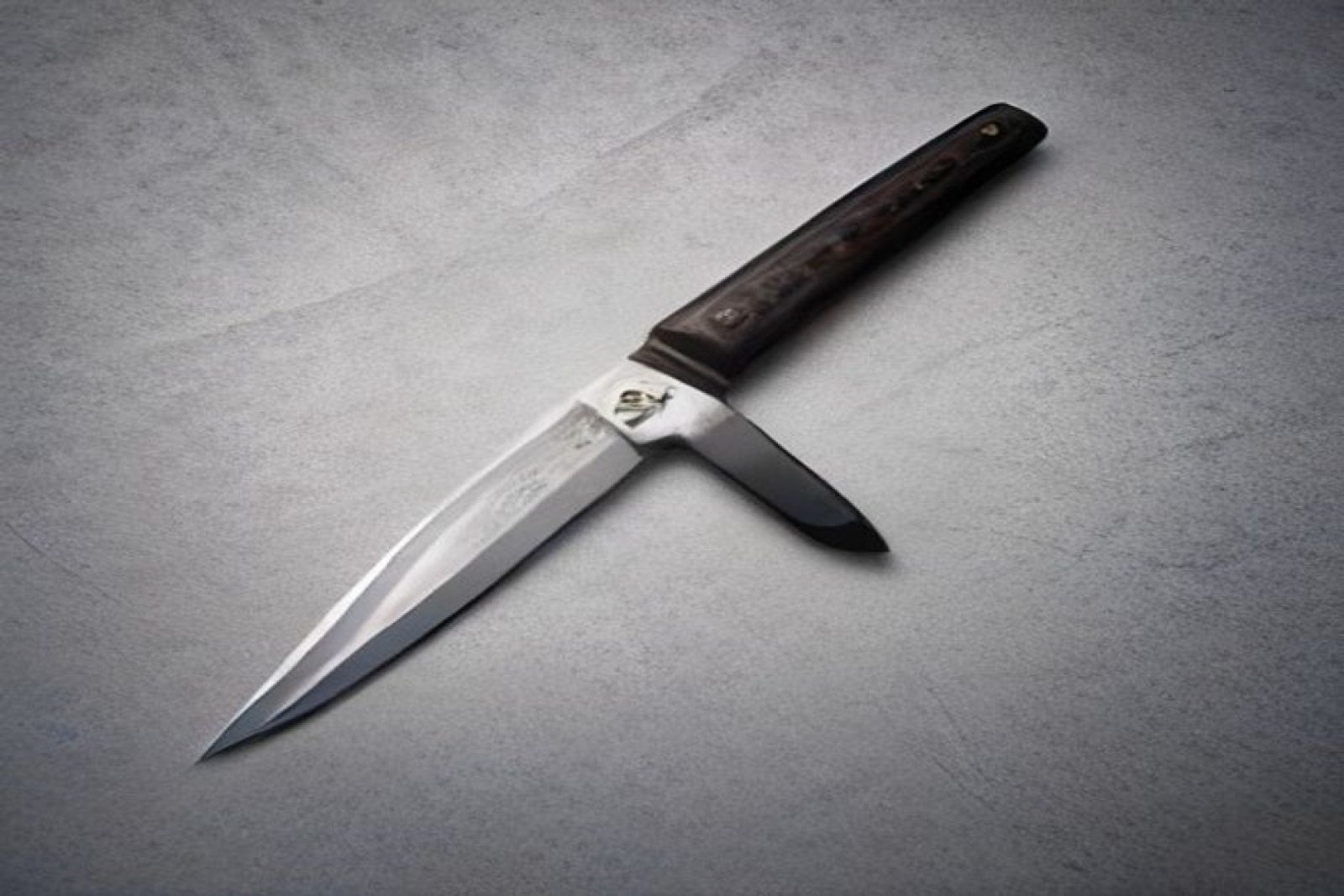 ARTISAN Orthodox V2 Pocket Knife Unveils Refined Straight‑Razor Design